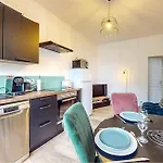 Lovely Home In Royan With Wifi